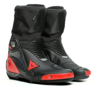 Dainese Axial Goretex EU 40 Black / Lava Red